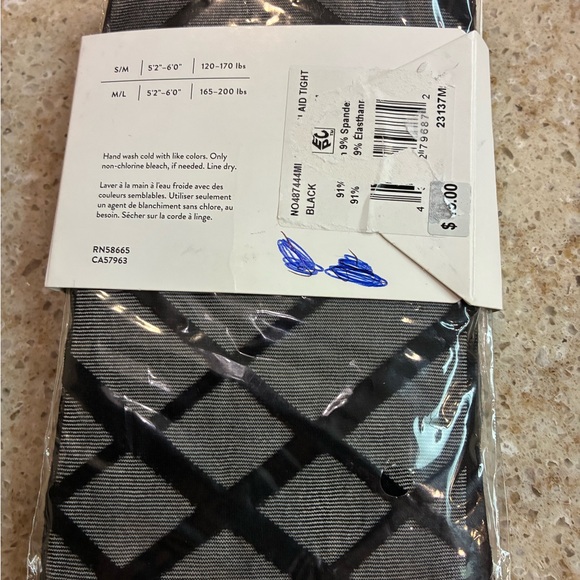 NWT Nordstrom Black Criss Cross Tights Size S/M - Picture 3 of 4